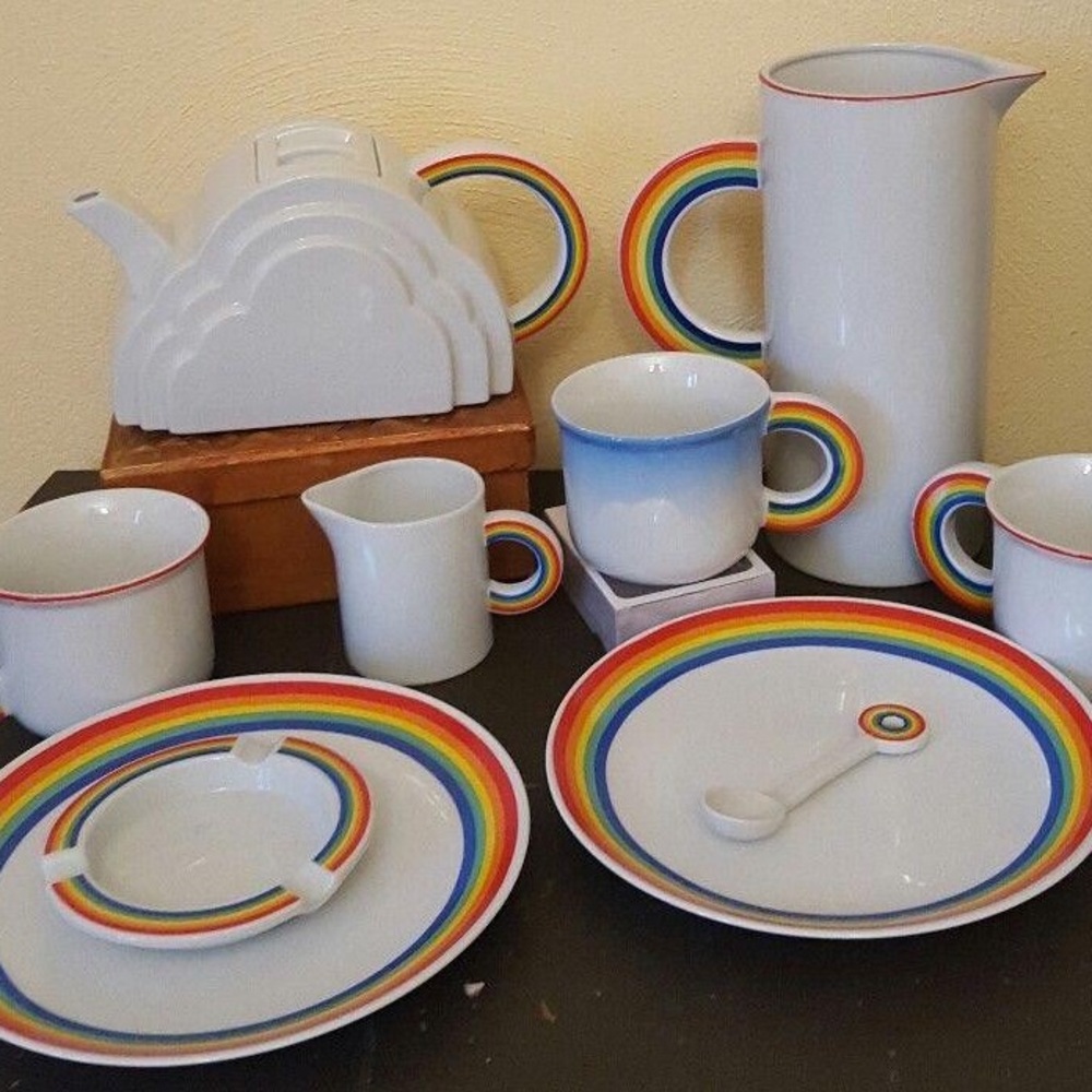 ISO Vandor 🌈 Rainbow tea set items